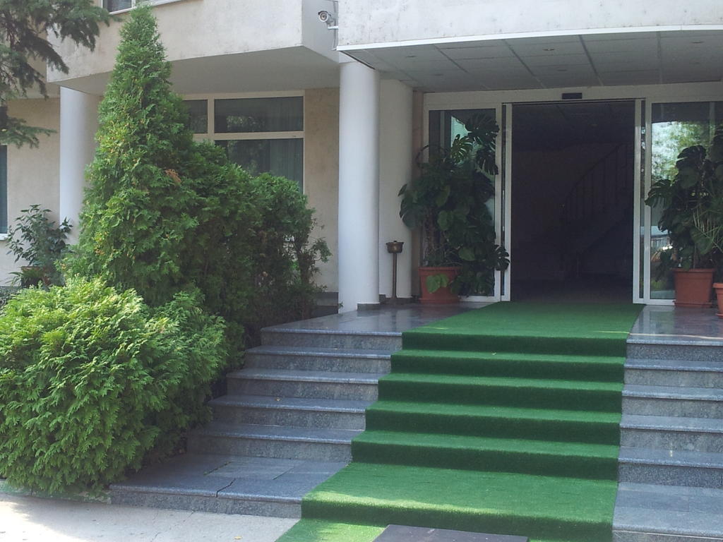 Hostel Elena Sofia Exterior photo